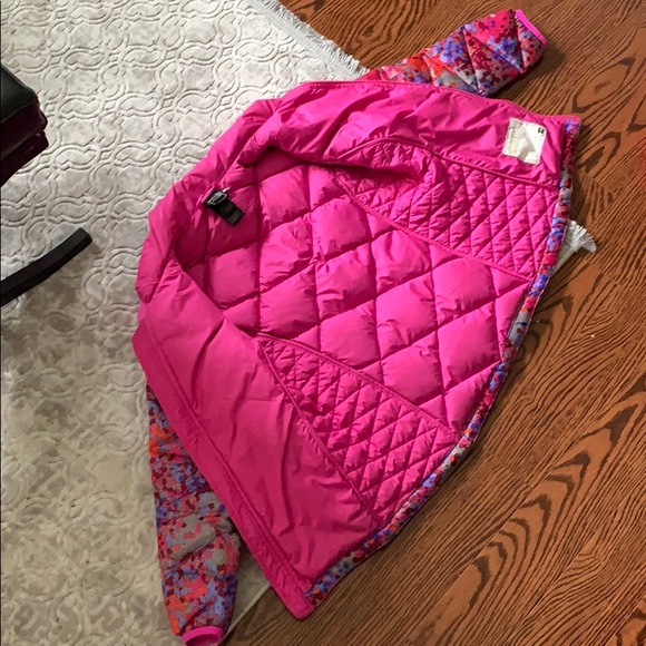 EUC The North Face Aconcagua 550 Down jacket - Picture 6 of 11